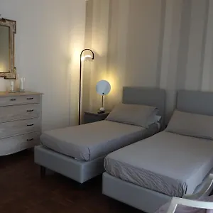 La Casa Di Clara Bed & Breakfast Esine