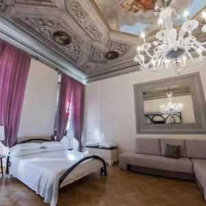N4u Bed & Breakfast Florence